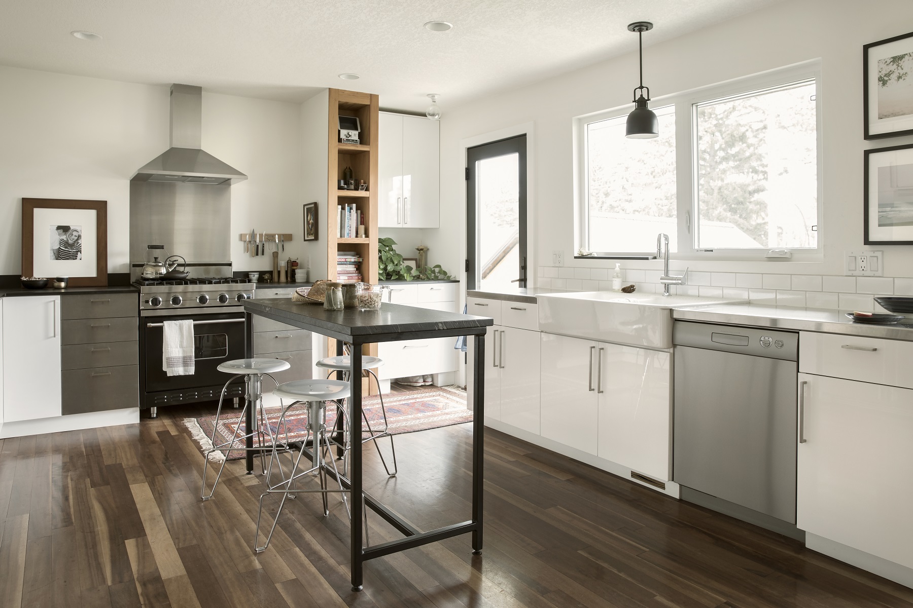 Home showcase kitchen