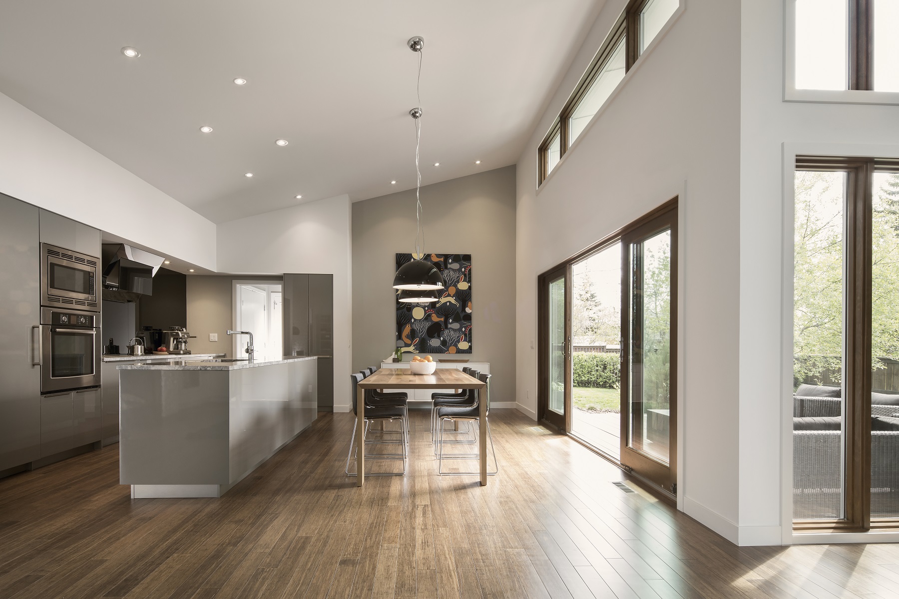 Home showcase open plan kitchen and dining room